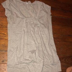 Light grey top